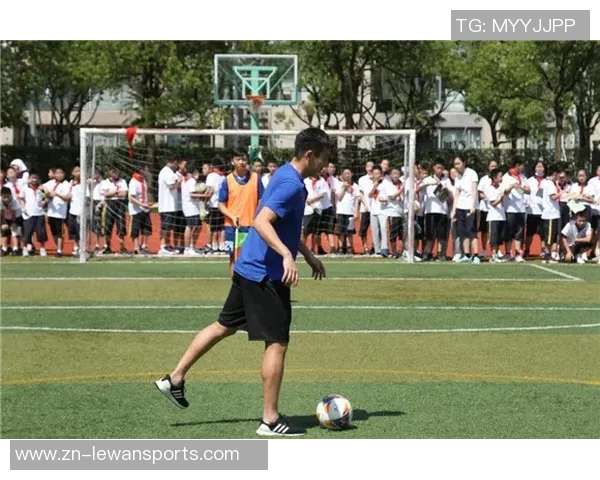 我的足球先生带我领略绿茵场上的激情与梦想,追逐属于我们的胜利与荣耀 我的足球先生带我领略绿茵场上的激情与梦想,追逐属于我们的胜利与荣耀